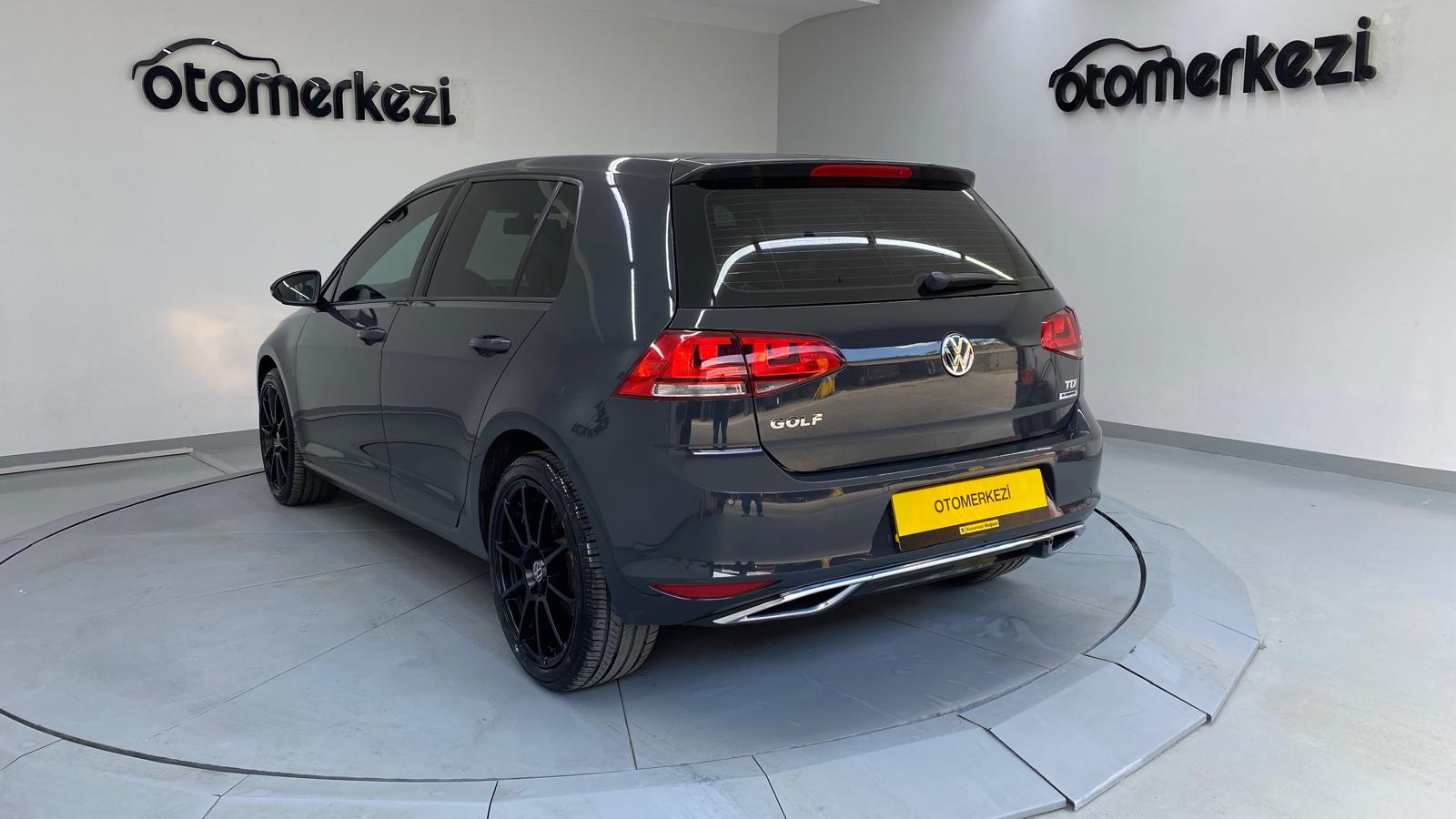 VOLKSWAGEN GOLF 6